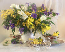 Без бренда «Натюрморт из мимоз и колокольчиков» в Саратове