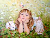 Девочка с кроликом и котенком на земляничной поляне