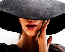 Без бренда «Дама в стильной шляпе» в Саратове